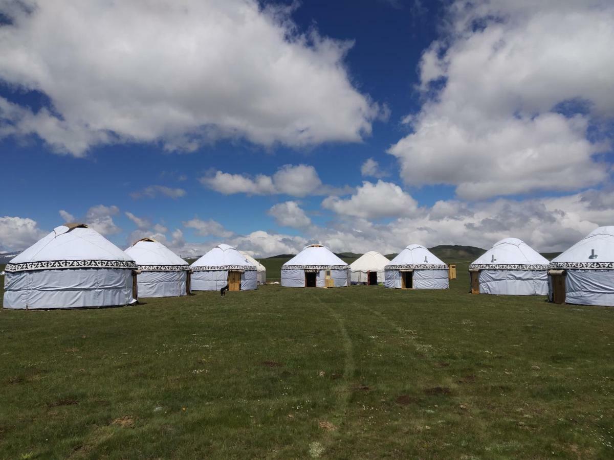 Yurt Camp Muras In Song Kol Lake Hotel Kochkor Zewnętrze zdjęcie