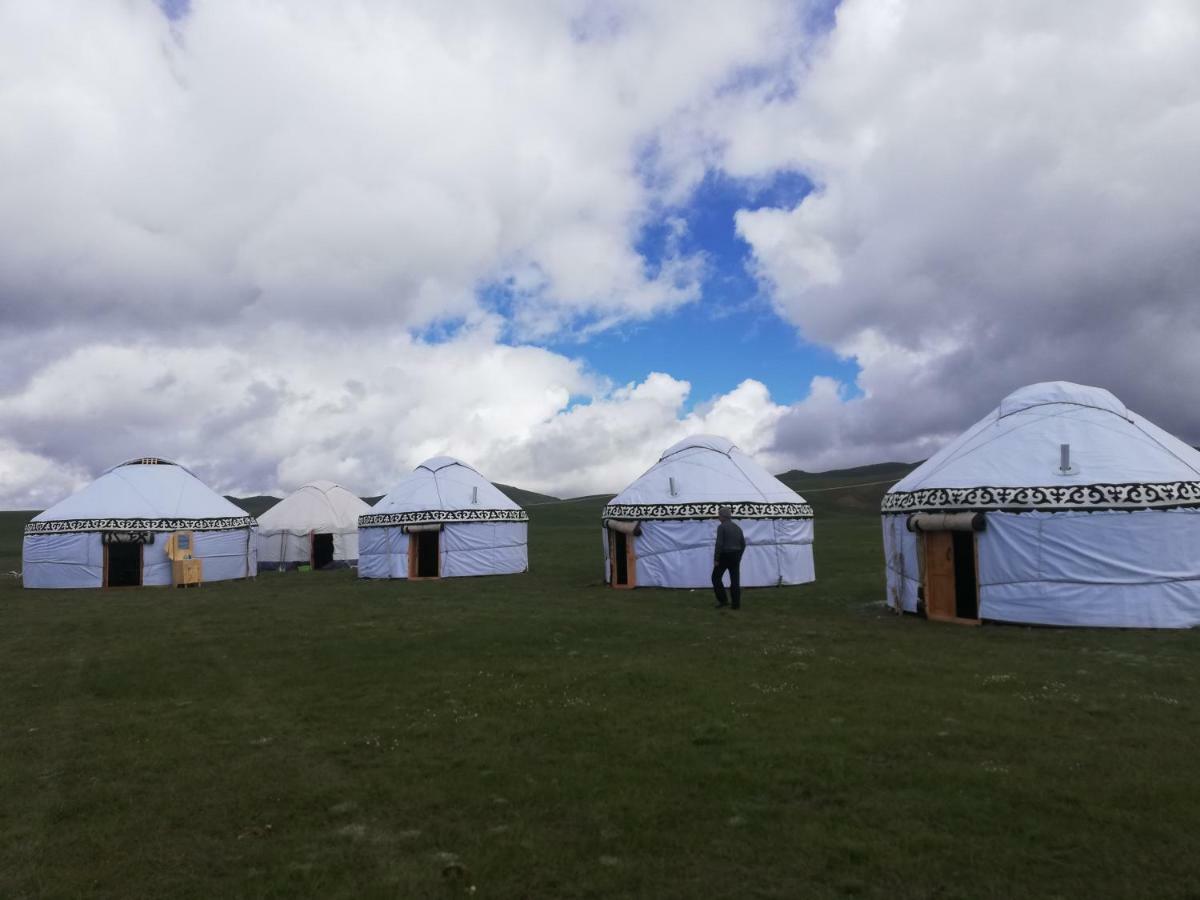 Yurt Camp Muras In Song Kol Lake Hotel Kochkor Zewnętrze zdjęcie