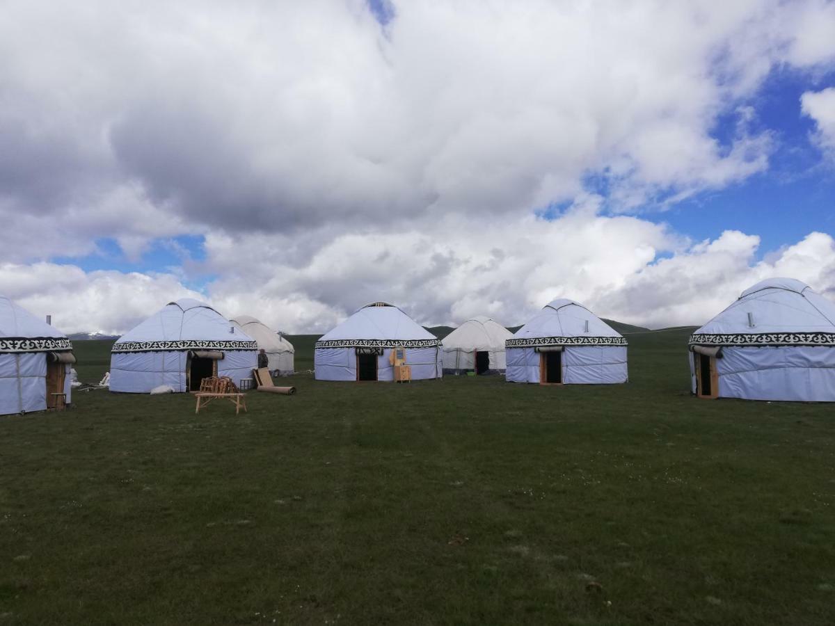 Yurt Camp Muras In Song Kol Lake Hotel Kochkor Zewnętrze zdjęcie