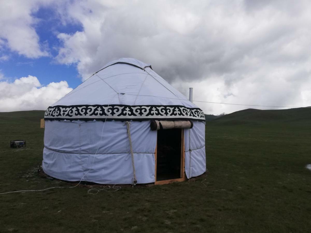 Yurt Camp Muras In Song Kol Lake Hotel Kochkor Zewnętrze zdjęcie